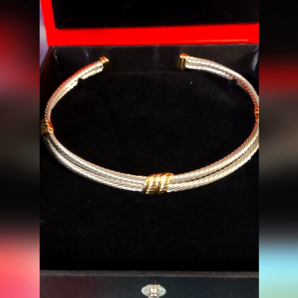 Beautiful 14k / 925 Sterling collarbone length adjustable double rope style neck